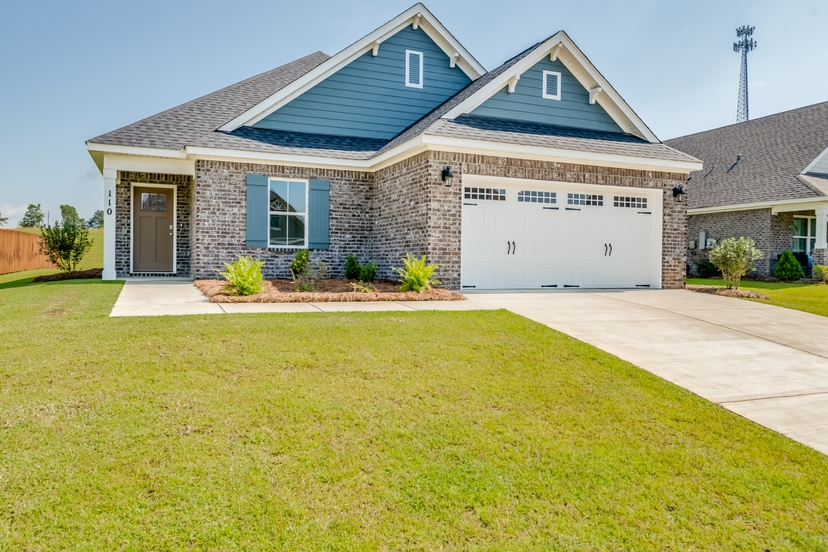 110 Hunters Hill Way