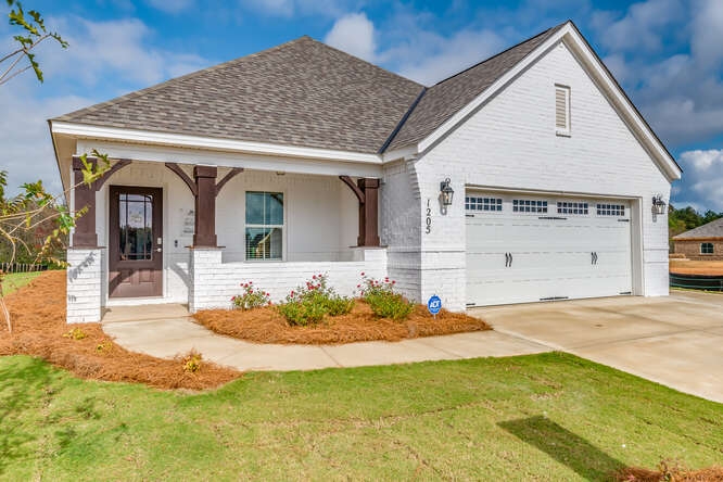 1205 Mcclain Drive
