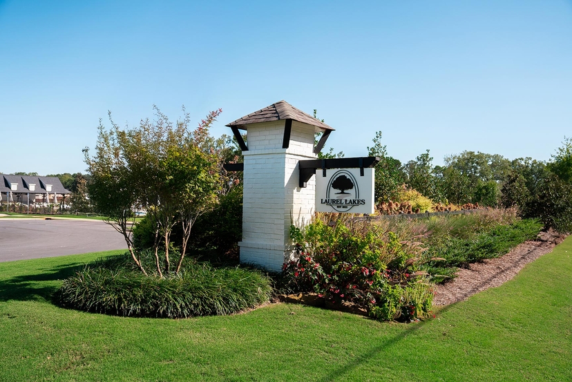 Laurel Lakes